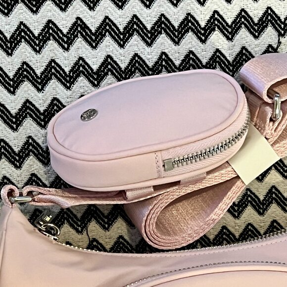 NWT Flush Pink lululemon Crossbody Bag with Nano Pouch 2L - Picture 6 of 11